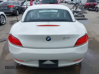 2014 BMW Z4 sDrive35i with VIN WBALM7C58EE386241, listed as a IAAI auction lot 41694078 with 66,884 mi miles. Bid and sale history available at carsss.com. Image 16.
