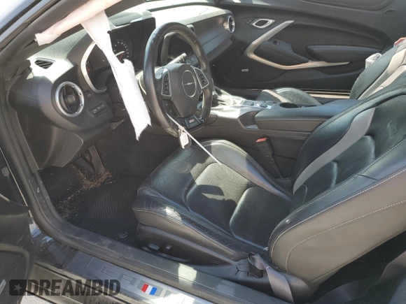 2016 Chevrolet Camaro 2SS z VIN 1G1FH1R74G0118399, wystawiony jako Copart lot #53320365 z przebiegiem 64 551 mil mil oraz Szkody całkowita. Historia ofert i sprzedaży dostępna na DreamBid. Obrazek 7.