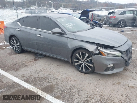 2020 Nissan Altima Platinum with VIN 1N4BL4FV9LC133178, listed as a IAAI auction lot 40982992 with 59,852 mi miles and . Bid and sale history available at carsss.com. Image 1.