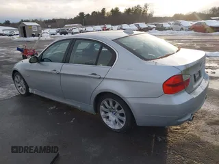 2008 BMW 3 Series 335xi with VIN WBAVD53538A010720, listed as a IAAI auction lot 41526919 with 248,976 mi miles. Bid and sale history available at carsss.com. Image 3.