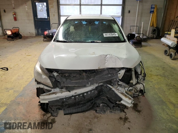 2017 Subaru Legacy z VIN 4S3BNAA62H3042134, wystawiony jako Copart lot #44143945 z przebiegiem 135 669 mil mil oraz Szkoda całkowita • Salvage title. Historia ofert i sprzedaży dostępna na DreamBid. Obrazek 5.