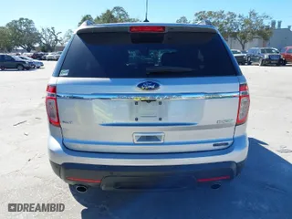 2014 Ford Explorer XLT with VIN 1FM5K7D98EGB66763, listed as a IAAI auction lot 40933042 with 126,929 mi miles. Bid and sale history available at carsss.com. Image 16.