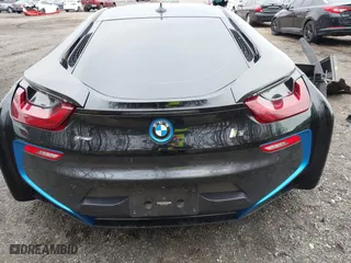2015 BMW i8 with VIN WBY2Z2C56FVX64947, listed as a IAAI auction lot 41480193 with 51,366 mi miles. Bid and sale history available at carsss.com. Image 17.