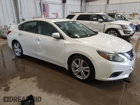 2016 Nissan Altima SL with VIN 1N4BL3AP7GC203429, listed as a Copart auction lot 59878405 with 163,863 mi miles and Non repairable. Bid and sale history available at DreamBid. Image 4.