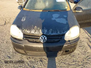 2008 Volkswagen Rabbit S z VIN WVWDB71KX8W331634, wystawiony jako IAAI lot #41822205 z przebiegiem 176 502 mil mil oraz . Historia ofert i sprzedaży dostępna na DreamBid. Obrazek 6.