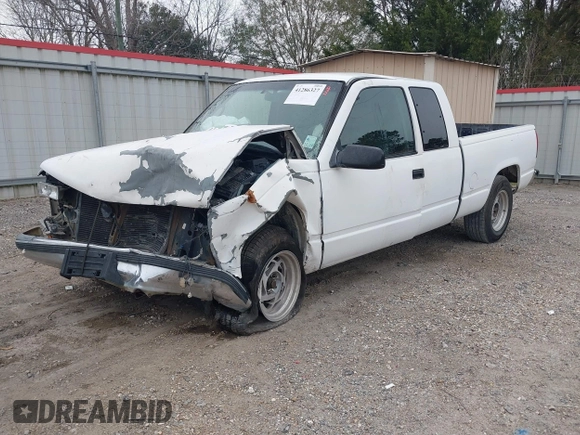 1998 Chevrolet Silverado 1500 with VIN 2GCEC19M2W1244285, listed as a IAAI auction lot 41286327 with 286,391 mi miles and . Bid and sale history available at DreamBid. Image 2.