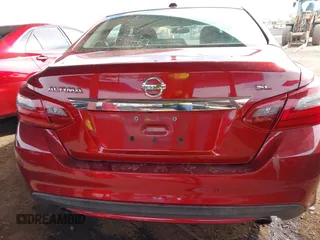2018 Nissan Altima SR with VIN 1N4AL3APXJC193479, listed as a IAAI auction lot 41205532 with 131,164 mi miles and . Bid and sale history available at DreamBid. Image 16.