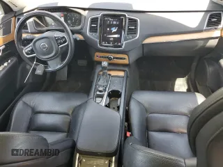 2022 Volvo XC90 Momentum with VIN YV4102PK5N1839437, listed as a Copart auction lot 57344575 with 113,934 mi miles and Salvage title. Bid and sale history available at DreamBid. Image 8.