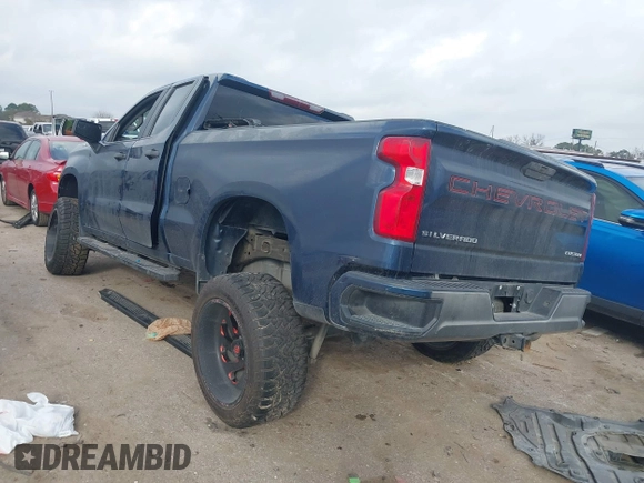 2020 Chevrolet Silverado 1500 Custom with VIN 1GCRWBEHXLZ339073, listed as a IAAI auction lot 41508633 with 90,672 mi miles. Bid and sale history available at carsss.com. Image 3.