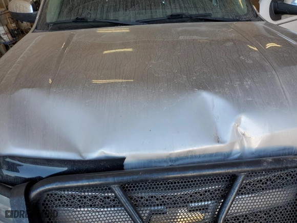 2011 Chevrolet Avalanche LTZ with VIN 3GNMCGE02BG345143, listed as a Copart auction lot 82863314 with 187,805 mi miles and Salvage Title. Bid and sale history available at carsss.com. Image 11.