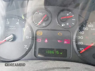 2005 Ford Freestyle SE z VIN 1FMZK01155GA31022, wystawiony jako IAAI lot #42042252 z przebiegiem 138 615 mil mil oraz . Historia ofert i sprzedaży dostępna na DreamBid. Obrazek 7.