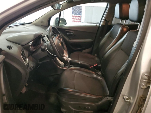 2019 Chevrolet Trax LT z VIN KL7CJLSB6KB960809, wystawiony jako Copart lot #58746455 z przebiegiem 76 342 mil mil oraz Szkoda całkowita • Salvage title. Historia ofert i sprzedaży dostępna na DreamBid. Obrazek 7.