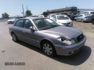 2005 Hyundai Sonata GL with VIN KMHWF25S25A189598, listed as a IAAI auction lot 41702272 with 116,143 mi miles. Bid and sale history available at carsss.com. Image 1.