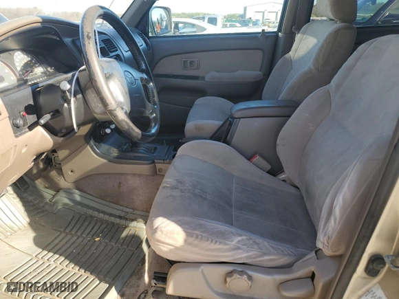 2001 Toyota 4Runner SR5 with VIN JT3GN86R610180286, listed as a Copart auction lot 49240605 with 381,915 mi miles and Salvage Title. Bid and sale history available at carsss.com. Image 7.