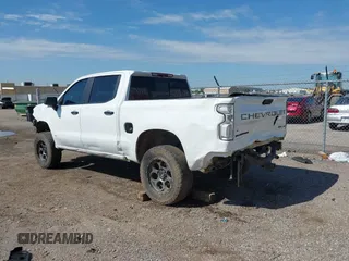 2021 Chevrolet Silverado 1500 LT Trail Boss with VIN 3GCPYFEL7MG137063, listed as a IAAI auction lot 40109747 with Not Provided miles and . Bid and sale history available at DreamBid. Image 3.