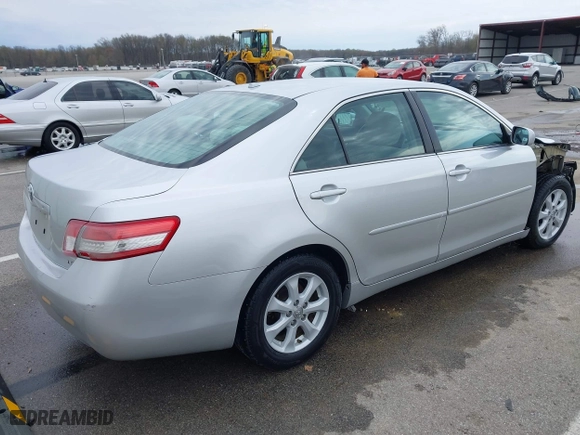 2011 Toyota Camry LE with VIN 4T4BF3EK0BR089343, listed as a IAAI auction lot 41988728 with 173,845 mi miles. Bid and sale history available at carsss.com. Image 4.