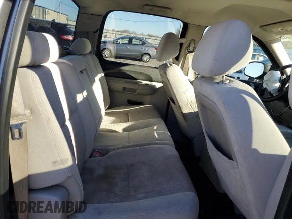 2009 Chevrolet Silverado 1500 LT with VIN 3GCEC23C09G220696, listed as a Copart auction lot 87685625 with 218,931 mi miles and Salvage Title. Bid and sale history available at carsss.com. Image 10.