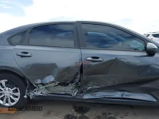 2021 Kia Forte LXS z VIN 3KPF24AD0ME300230, wystawiony jako IAAI lot #42373994 z przebiegiem 60 823 mil mil oraz . Historia ofert i sprzedaży dostępna na DreamBid. Obrazek 13.