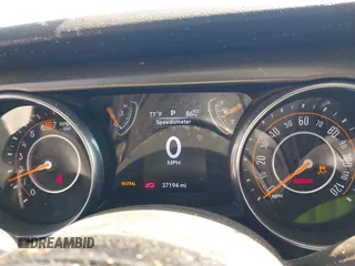 2018 Jeep Wrangler Unlimited Sport S with VIN 1C4HJXDN1JW216825, listed as a IAAI auction lot 42405799 with 37,194 mi miles and . Bid and sale history available at DreamBid. Image 7.