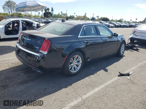 2017 Chrysler 300 Limited z VIN 2C3CCAAG7HH548384, wystawiony jako Copart lot #52694375 z przebiegiem 150 765 mil mil oraz Szkoda całkowita • Salvage title. Historia ofert i sprzedaży dostępna na DreamBid. Obrazek 3.