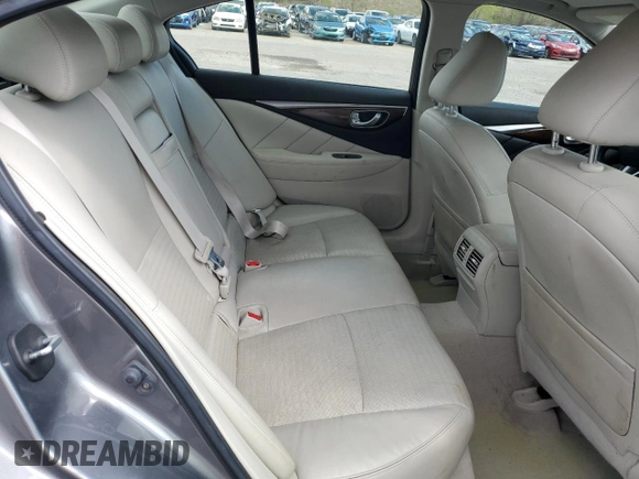 2015 Infiniti Q50 Premium with VIN JN1BV7AR7FM392009, listed as a Copart auction lot 55526505 with 110,884 mi miles and Salvage title. Bid and sale history available at DreamBid. Image 10.