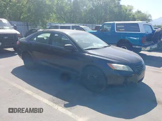 2007 Toyota Camry CE z VIN 4T1BE46K37U694062, wystawiony jako IAAI lot #42374138 z przebiegiem 161 564 mil mil oraz . Historia ofert i sprzedaży dostępna na DreamBid. Obrazek 1.