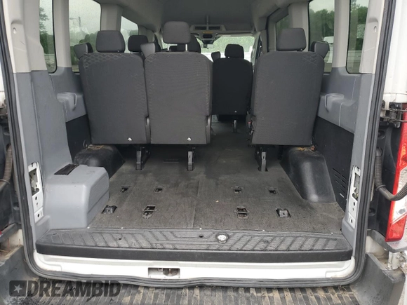 2016 Ford Transit Passenger XL z VIN 1FBAX2XM6GKA07963, wystawiony jako Copart lot #55537895 z przebiegiem 77 672 mil mil oraz Czysty tytuł • Clean title. Historia ofert i sprzedaży dostępna na DreamBid. Obrazek 10.