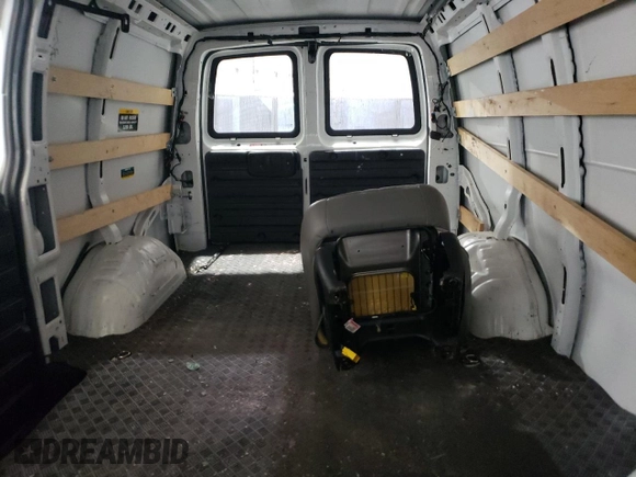 2022 Chevrolet Express Cargo with VIN 1GCWGAFP4N1222428, listed as a Copart auction lot 63829195 with 30,685 mi miles and Clean title. Bid and sale history available at DreamBid. Image 10.