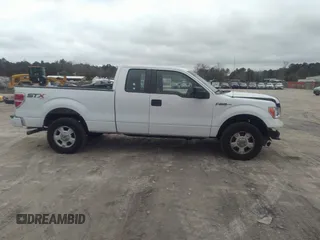 2014 Ford F-150 XL with VIN 1FTFX1EFXEKE16495, listed as a IAAI auction lot 41077199 with 206,212 mi miles. Bid and sale history available at carsss.com. Image 13.