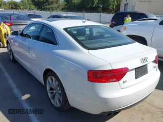 2013 Audi A5 Premium Plus с VIN WAULFAFR8DA079146, выставлен на аукционе IAAI как лот 42326593 с пробегом 136 507 миль миль и . История ставок и продаж доступна на DreamBid. Изображение 3.