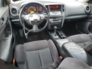 2010 Nissan Maxima S с VIN 1N4AA5AP2AC813341, выставлен на аукционе Copart как лот 58252995 с пробегом 184 911 миль миль и Списание • Salvage title. История ставок и продаж доступна на DreamBid. Изображение 8.