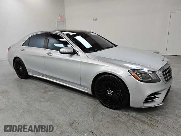 2018 Mercedes-Benz S 560 with VIN WDDUG8GB1JA349186, listed as a Copart auction lot 51343815 with 88,205 mi miles and Clean Title. Bid and sale history available at carsss.com. Image 4.