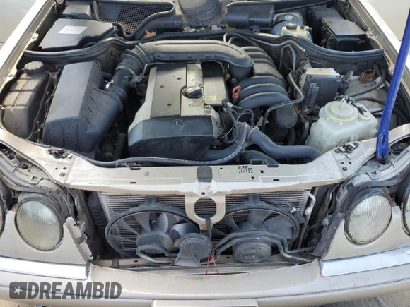 1997 Mercedes-Benz E-Class with VIN WDBJF55F8VJ031008, listed as a Copart auction lot 74305684 with 308,905 mi miles and Clean Title. Bid and sale history available at carsss.com. Image 11.
