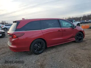 2024 Honda Odyssey Sport with VIN 5FNRL6H74RB070621, listed as a Copart auction lot 82779044 with 1,025 mi miles and Salvage Title. Bid and sale history available at DreamBid. Image 3.