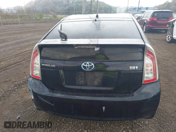 2013 Toyota Prius One with VIN JTDKN3DU5D1633618, listed as a IAAI auction lot 42125827 with 300,000 mi miles. Bid and sale history available at carsss.com. Image 17.
