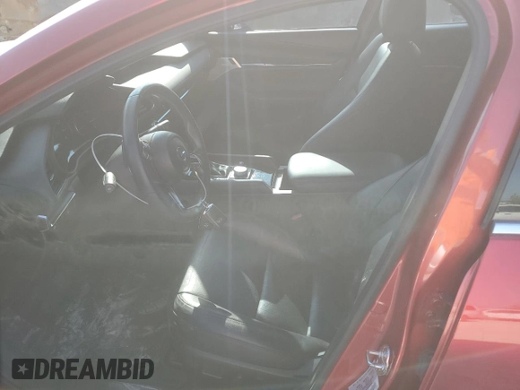2019 Mazda Mazda3 Hatchback w/Premium Pkg with VIN JM1BPBNM9K1124082, listed as a Copart auction lot 71441054 with 39,578 mi miles and Salvage Title. Bid and sale history available at carsss.com. Image 7.