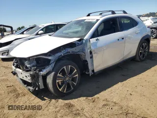 2019 Lexus UX 200 with VIN JTHY3JBH9K2003598, listed as a Copart auction lot 62897855 with 100,192 mi miles and Salvage title. Bid and sale history available at DreamBid. Image 1.