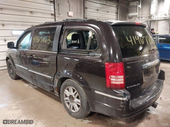 2010 Chrysler Town & Country Touring with VIN 2A4RR5D12AR299120, listed as a IAAI auction lot 41967863 with 80,326 mi miles. Bid and sale history available at carsss.com. Image 6.