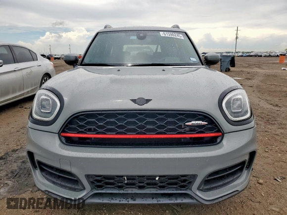 2023 MINI Countryman John Cooper Works with VIN WMZ33BS04P3P68957, listed as a Copart auction lot 61590245 with 28,518 mi miles and Salvage title. Bid and sale history available at DreamBid. Image 5.