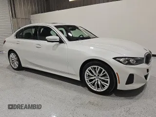 2024 BMW 3 Series 330i with VIN 3MW69FF05R8E27751, listed as a Copart auction lot 54630025 with 34,919 mi miles and Clean Title. Bid and sale history available at carsss.com. Image 4.