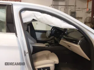 2021 BMW 5 Series 530i with VIN WBA53BH06MCG96915, listed as a IAAI auction lot 41640813 with 50,562 mi miles and . Bid and sale history available at DreamBid. Image 5.