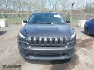 2014 Jeep Cherokee Latitude with VIN 1C4PJMCS8EW138499, listed as a IAAI auction lot 42098609 with 149,782 mi miles. Bid and sale history available at carsss.com. Image 12.