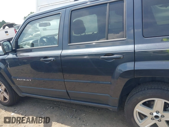 2015 Jeep Patriot High Altitude with VIN 1C4NJRFB9FD216897, listed as a IAAI auction lot 42495936 with 170,029 mi miles and . Bid and sale history available at DreamBid. Image 14.