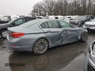 2018 BMW 5 Series 530i xDrive z VIN WBAJA7C55JWA73879, wystawiony jako Copart lot #42800575 z przebiegiem 75 401 mil mil oraz Szkoda całkowita • Salvage title. Historia ofert i sprzedaży dostępna na DreamBid. Obrazek 3.