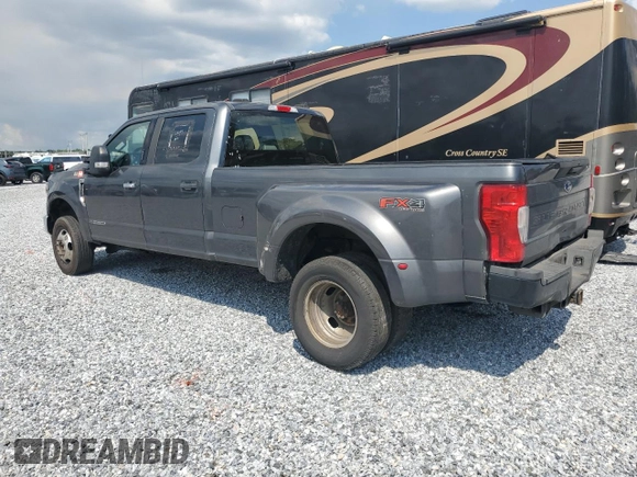 2020 Ford F-350 XL with VIN 1FT8W3DT0LEE25376, listed as a Copart auction lot 62146065 with 353,128 mi miles and Clean title. Bid and sale history available at DreamBid. Image 2.