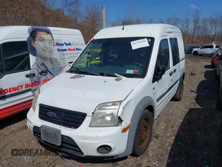 2013 Ford Transit Connect XLT z VIN NM0LS6BN6DT176622, wystawiony jako IAAI lot #41779142 z przebiegiem 211 004 mil mil oraz . Historia ofert i sprzedaży dostępna na DreamBid. Obrazek 2.