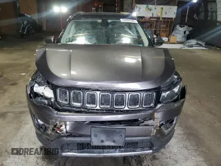 2019 Jeep Compass Limited z VIN 3C4NJDCB1KT594322, wystawiony jako Copart lot #60904585 z przebiegiem 65 432 mil mil oraz Szkoda całkowita • Salvage title. Historia ofert i sprzedaży dostępna na DreamBid. Obrazek 5.