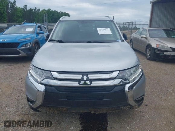 2018 Mitsubishi Outlander SE с VIN JA4AD3A35JZ007942, выставлен на аукционе IAAI как лот 42275943 с пробегом 167 550 миль миль и . История ставок и продаж доступна на DreamBid. Изображение 12.