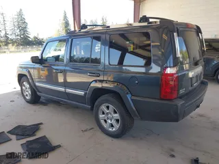 2006 Jeep Commander Limited with VIN 1J8HG58296C364600, listed as a IAAI auction lot 42054968 with 102,519 mi miles. Bid and sale history available at carsss.com. Image 3.
