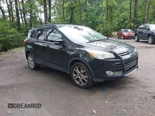 2013 Ford Escape SEL с VIN 1FMCU9H92DUA84826, выставлен на аукционе IAAI как лот 42467606 с пробегом 172 334 миль миль и . История ставок и продаж доступна на DreamBid. Изображение 1.